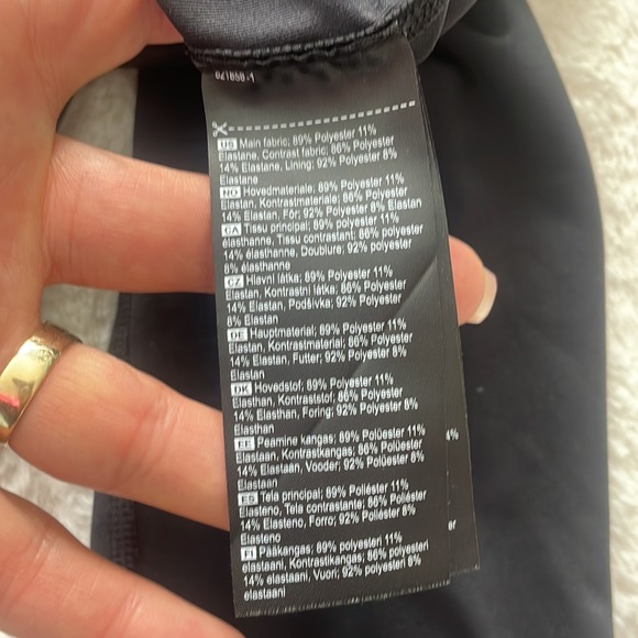 Kari Traa SPF 50 Leggings - Picture 8 of 10